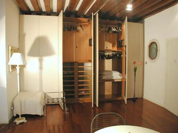 Corte Malvasia Venice Apartment