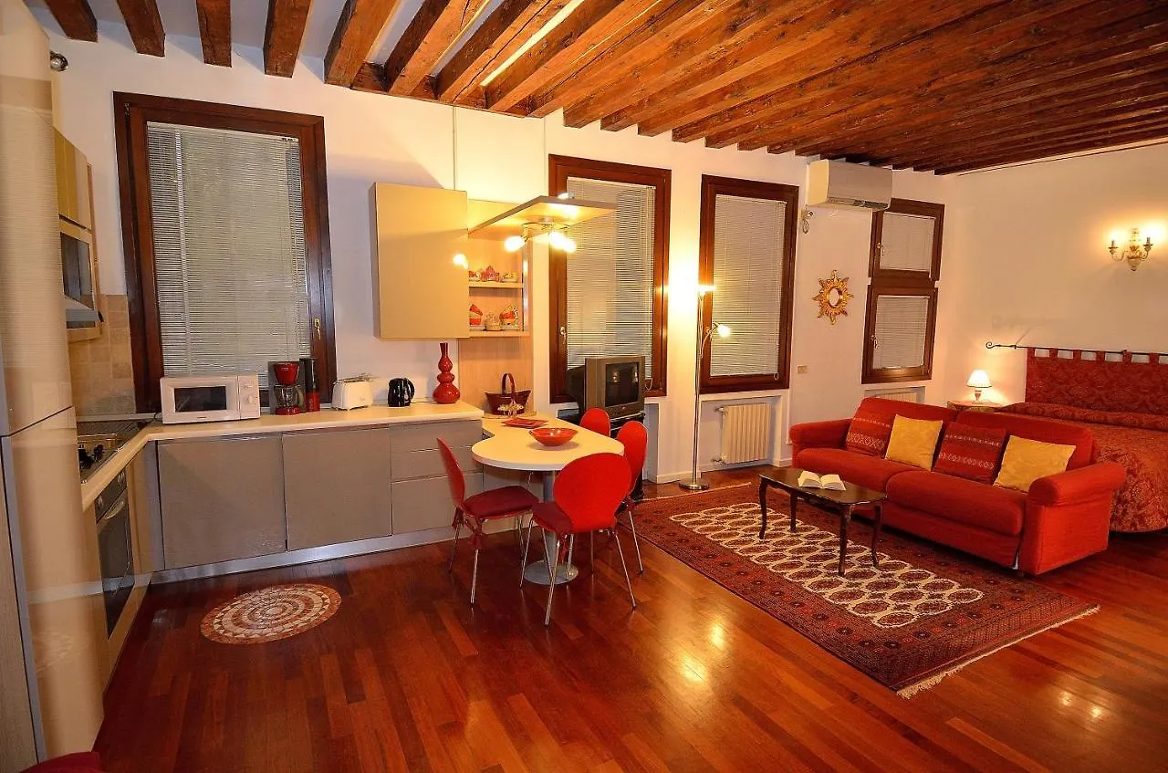 Apartment Corte Malvasia Venice Italy